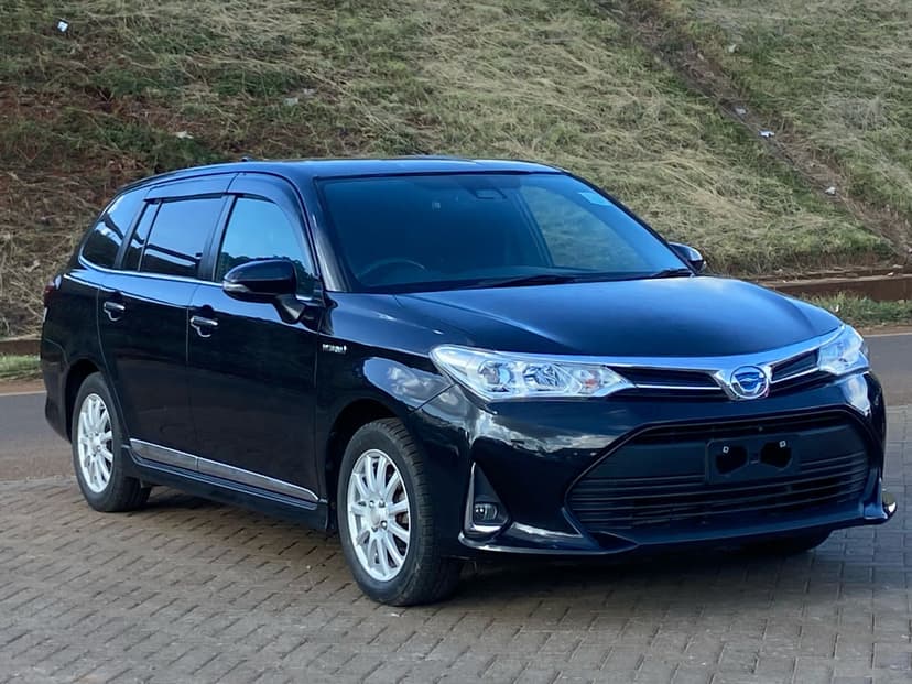 Toyota Fielder Hybrid