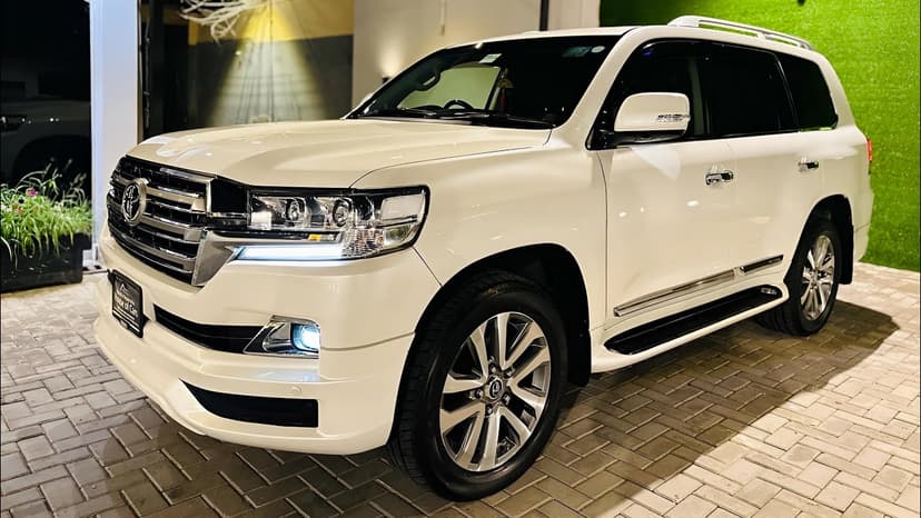 Toyota Land Cruiser V8